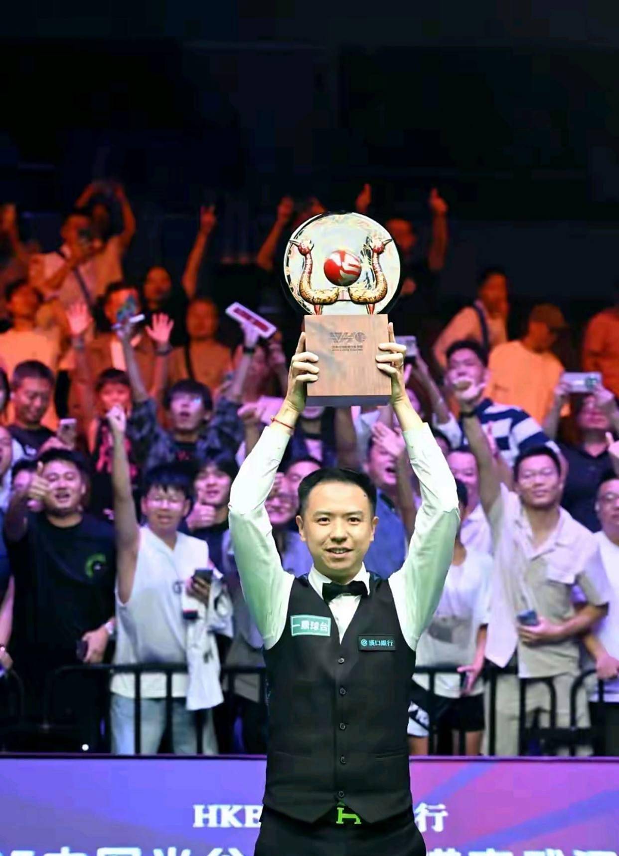 件的背景 件的背景