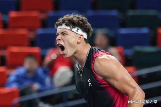 地和外国跑 地和外国跑