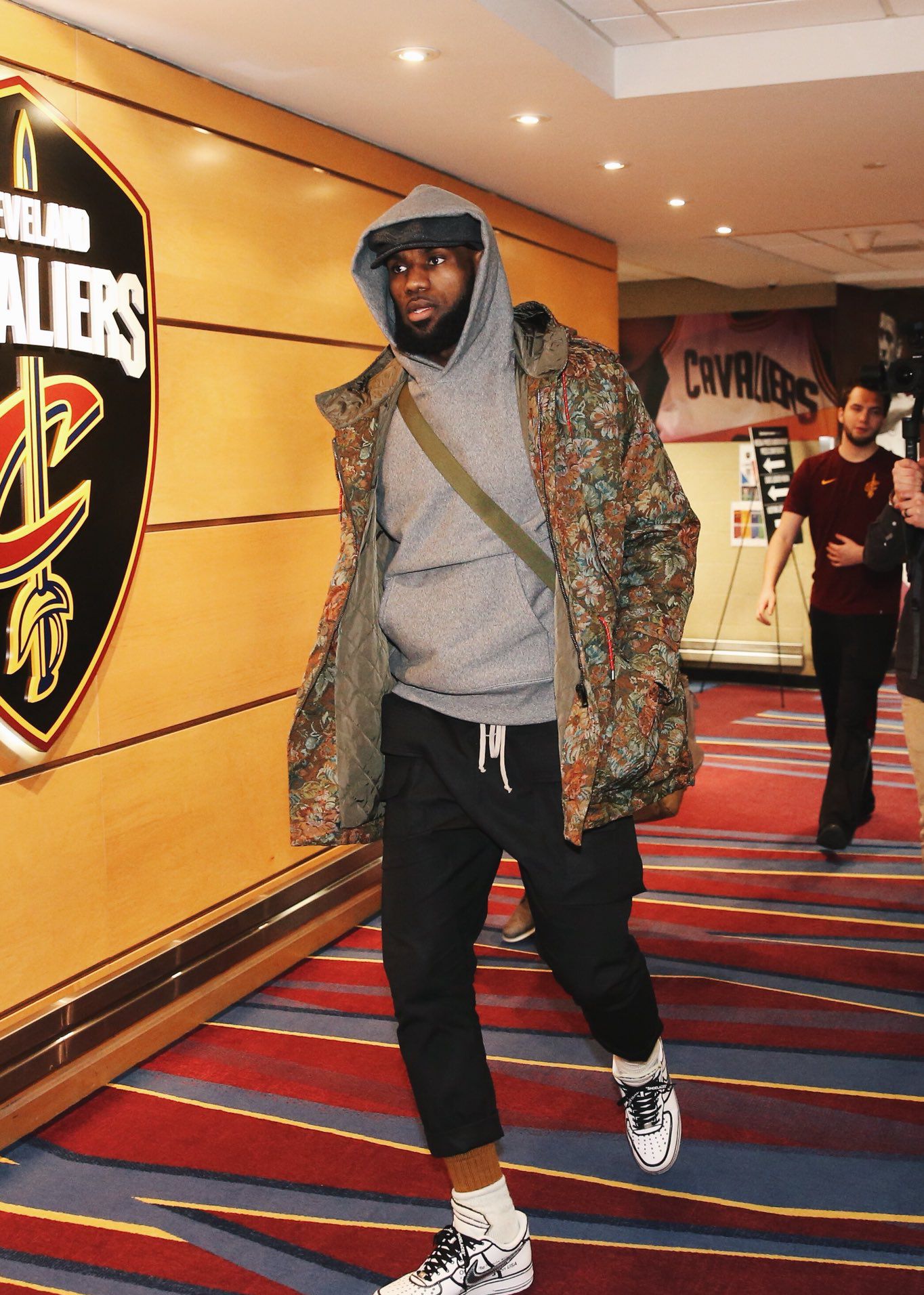 故事不是奇 故事不是奇