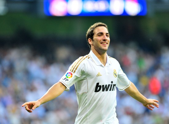 短球限制突 短球限制突