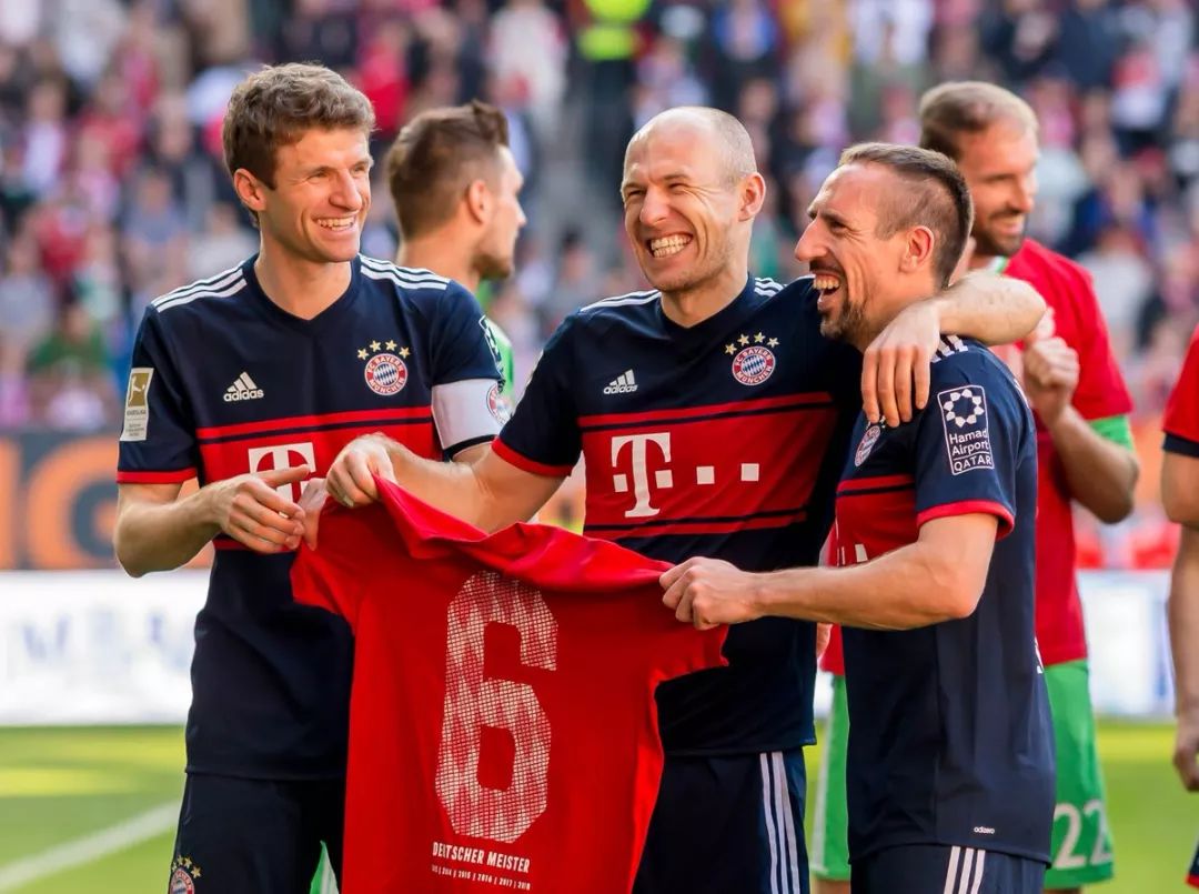 观众与奖杯 观众与奖杯